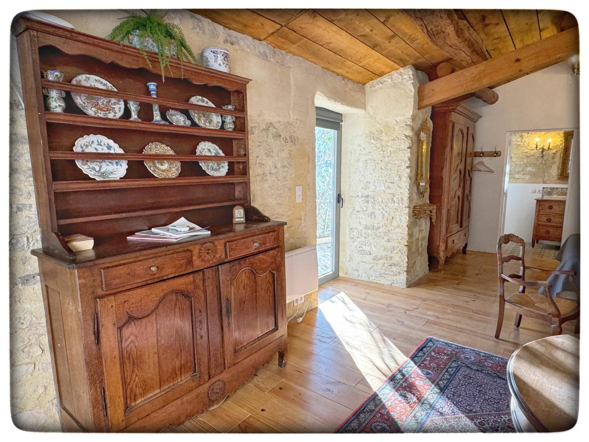 アプト La Providenceヴィラ 部屋 写真