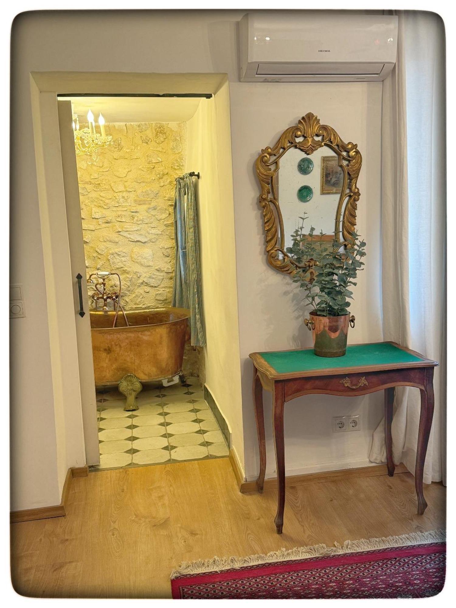 アプト La Providenceヴィラ 部屋 写真